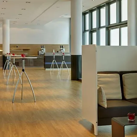 Intercityhotel Hbf Szálloda